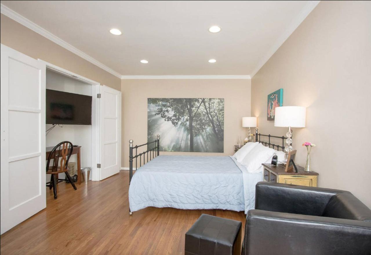 The Burbank Sanctuary - Be Pampered - Full Kitchen Apartment ภายนอก รูปภาพ