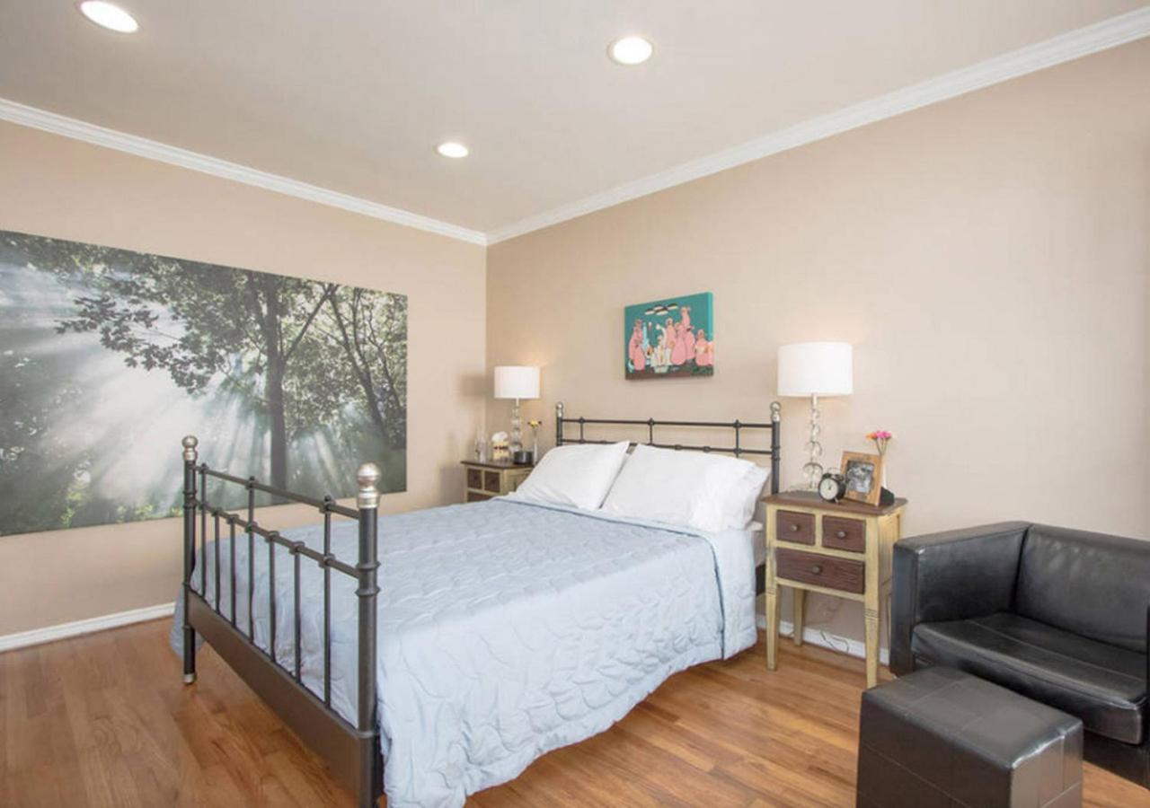 The Burbank Sanctuary - Be Pampered - Full Kitchen Apartment ภายนอก รูปภาพ