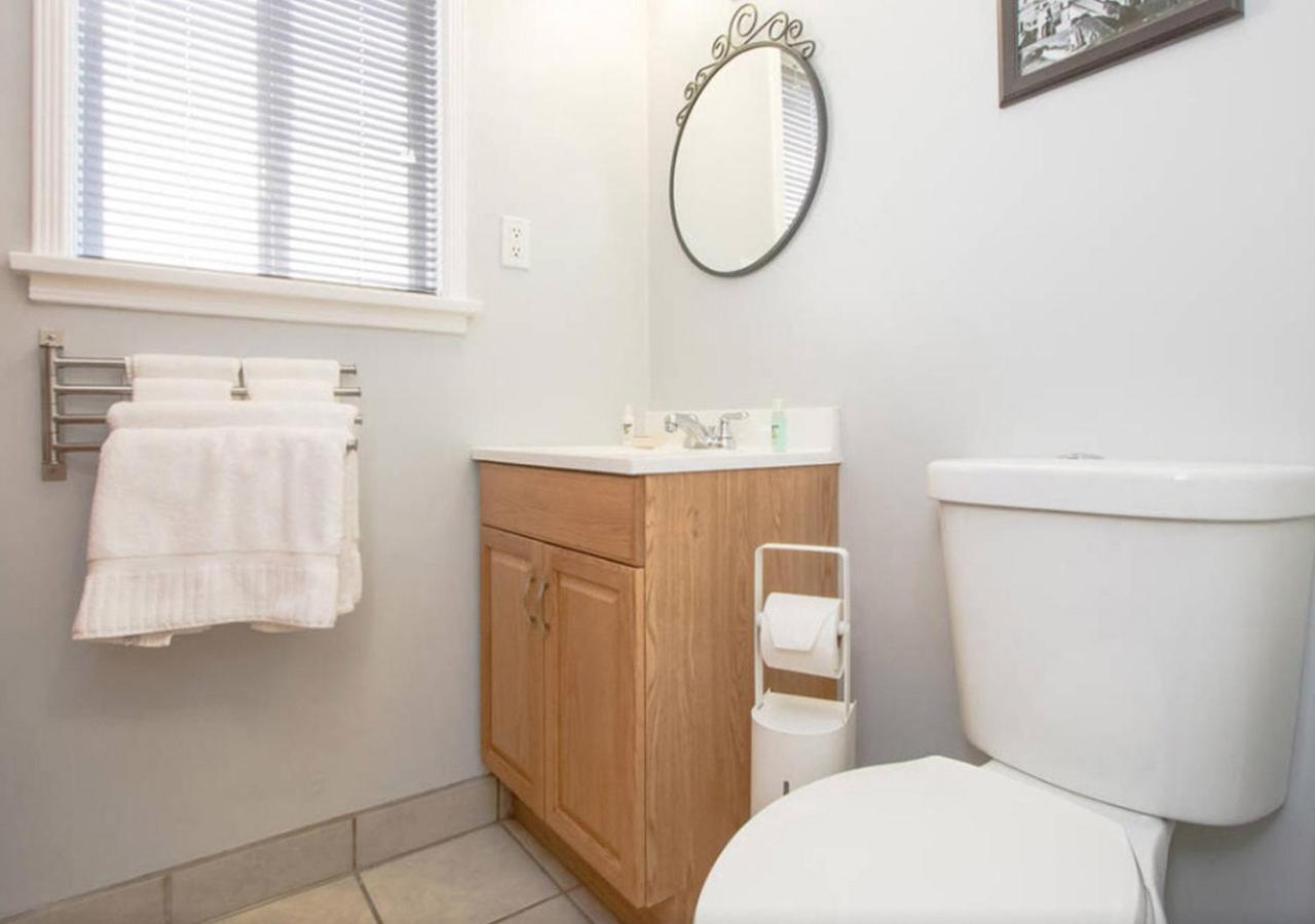 The Burbank Sanctuary - Be Pampered - Full Kitchen Apartment ภายนอก รูปภาพ